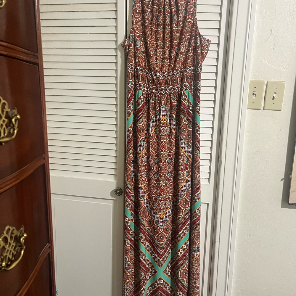London Times Red and Green Patterned Maxi Dress